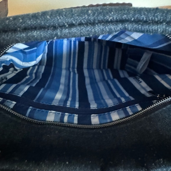 NWT BRIGHTON AMORE HEART Denim with Red Heart Embroidery convertible tote bag - Picture 4 of 6